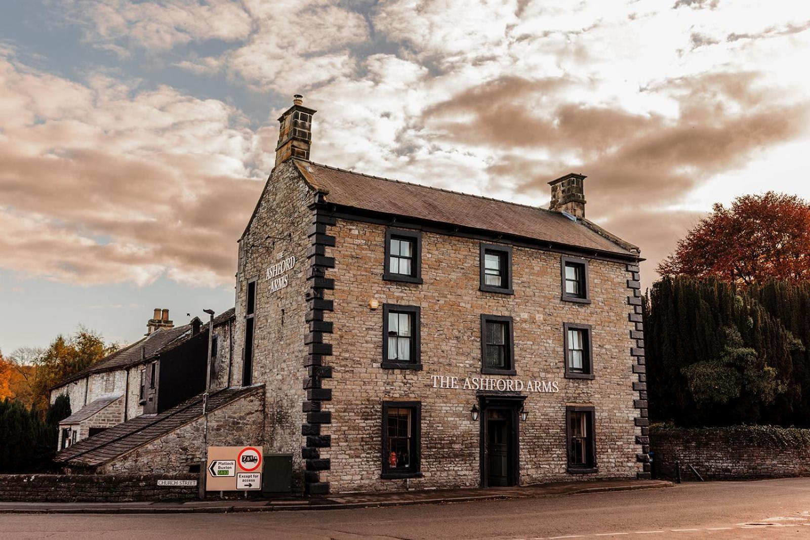 The Ashford Arms Ashford-in-the-Water Exterior foto